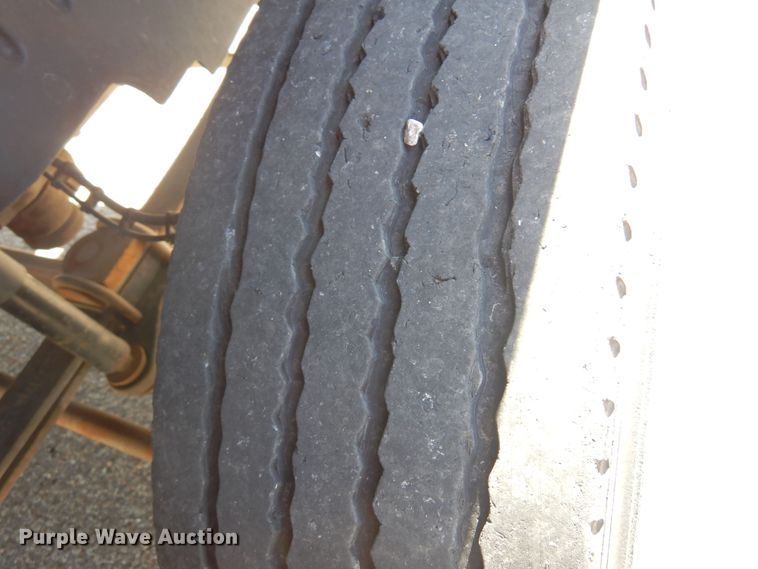 image for item KJ9163 2009 GMC C5500  rollback truck