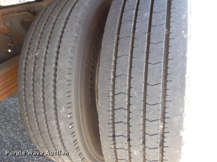 image for item KJ9163 2009 GMC C5500  rollback truck