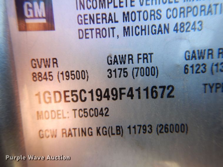 image for item KJ9163 2009 GMC C5500  rollback truck