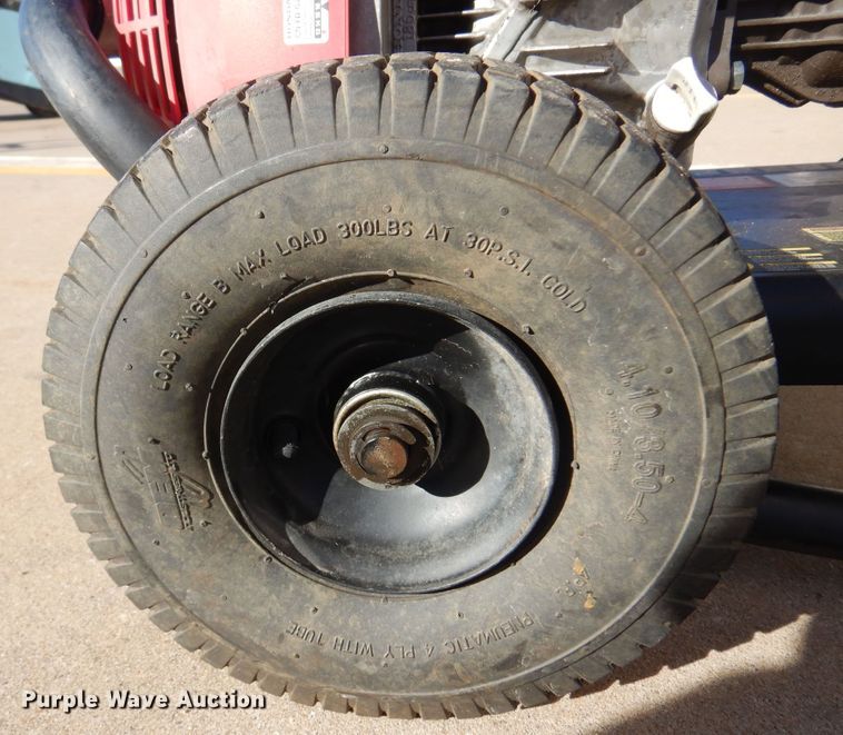 image for item KO9822 (2) Simpson pressure washers