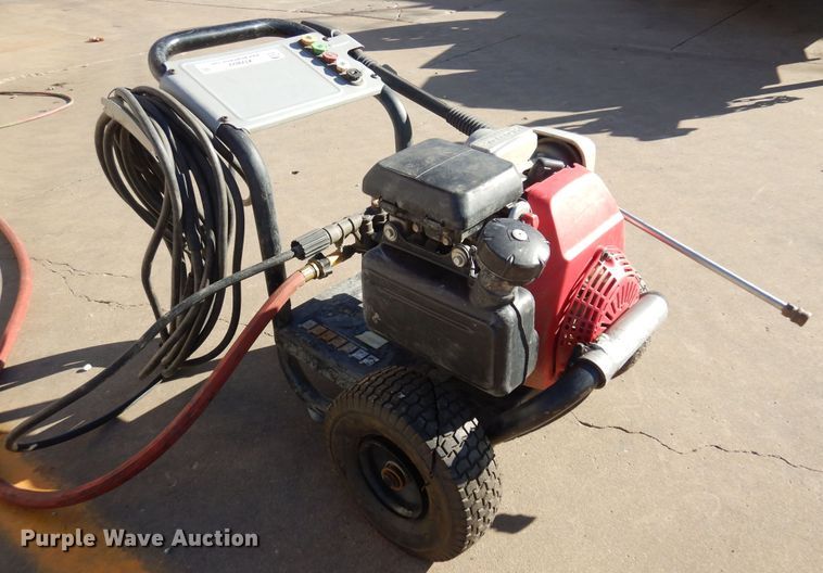 image for item KO9822 (2) Simpson pressure washers