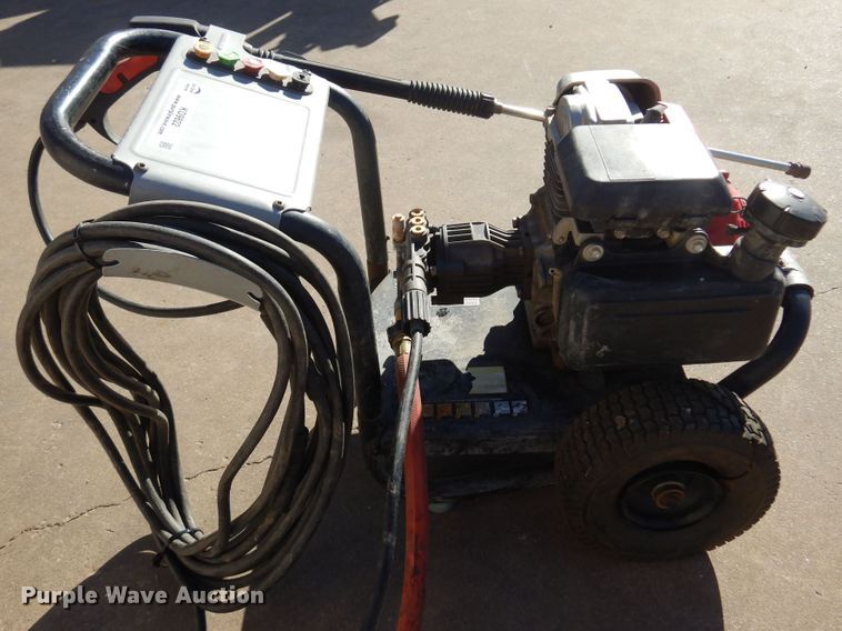 image for item KO9822 (2) Simpson pressure washers