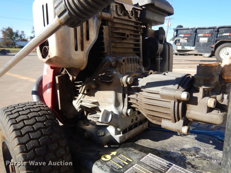 image for item KO9822 (2) Simpson pressure washers