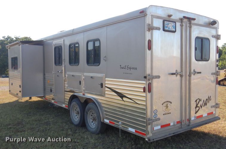 image for item KO9935 2013 Bison Coach 8314  livestock trailer