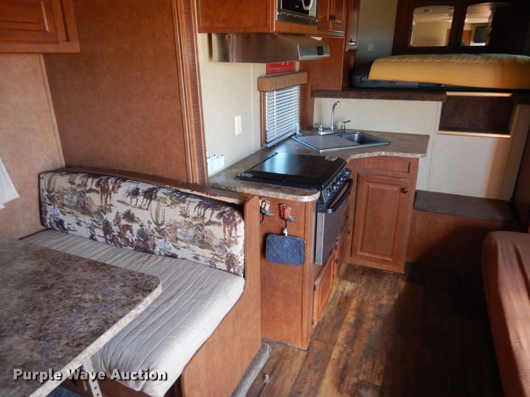 image for item KO9935 2013 Bison Coach 8314  livestock trailer