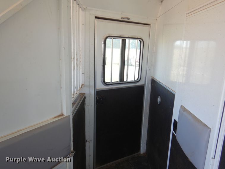 image for item KO9935 2013 Bison Coach 8314  livestock trailer