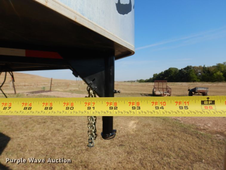 image for item KO9935 2013 Bison Coach 8314  livestock trailer
