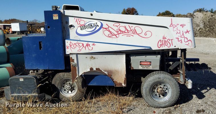 image for item KT9613 Zamboni 552  ice resurfacer