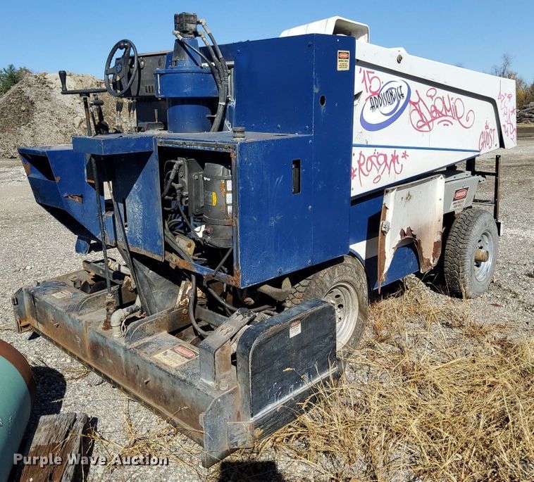 image for item KT9613 Zamboni 552  ice resurfacer