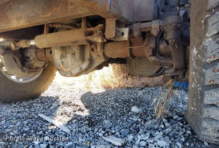 image for item KT9613 Zamboni 552  ice resurfacer