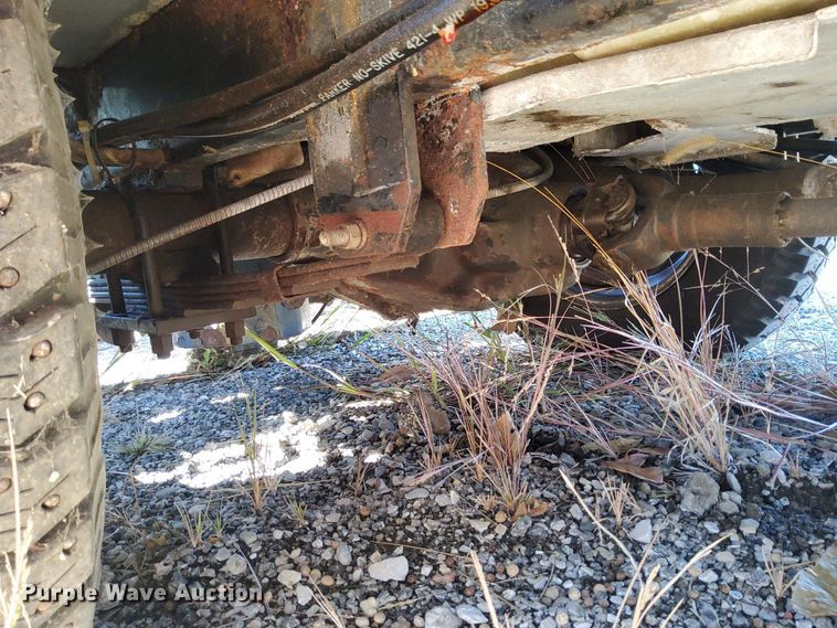 image for item KT9613 Zamboni 552  ice resurfacer