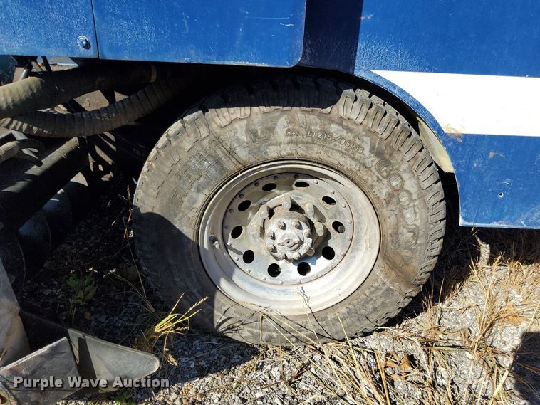 image for item KT9613 Zamboni 552  ice resurfacer