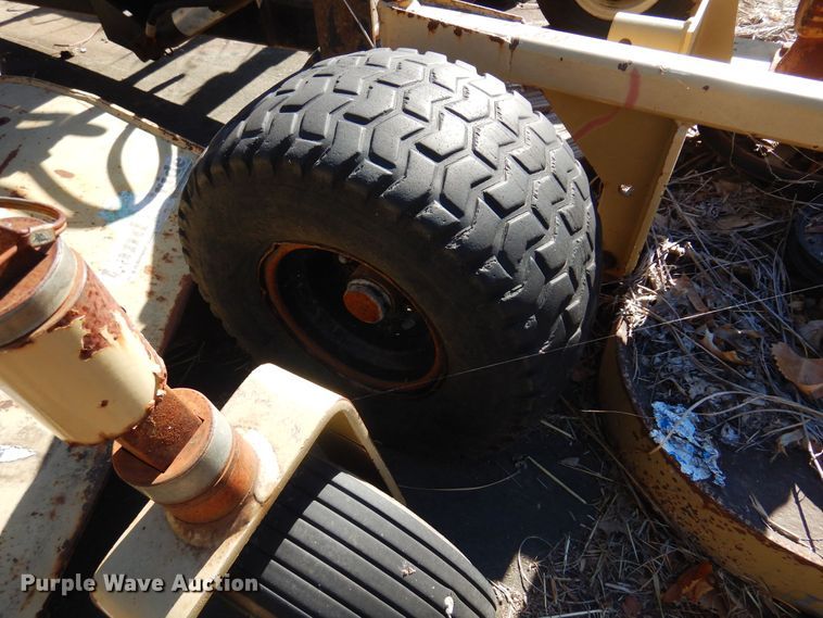 image for item KU9647 Land Pride AFM4211  batwing finish mower