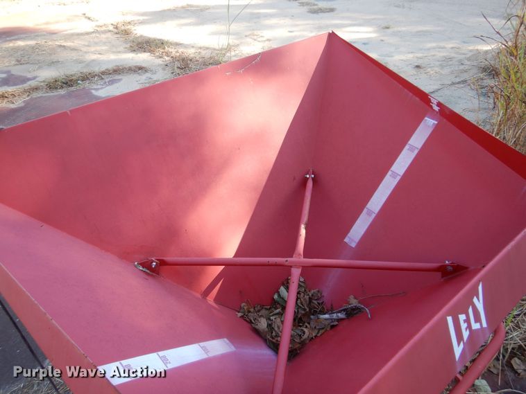 image for item KU9652 Lely 1250  spreader