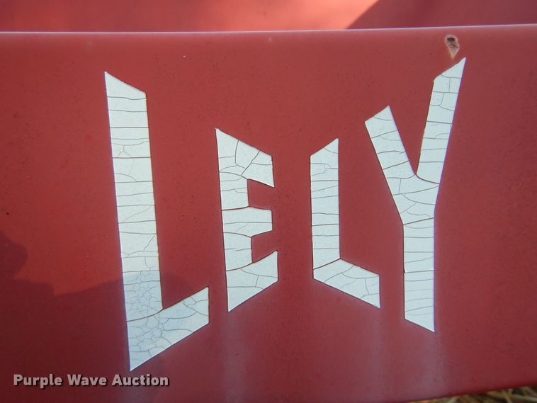 image for item KU9652 Lely 1250  spreader