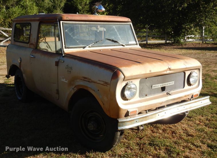 image for item KU9653 1966 International Scout 800  SUV