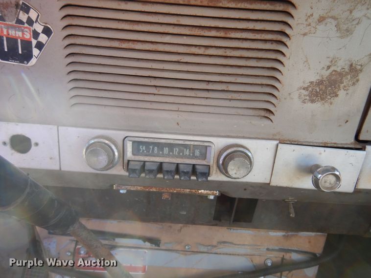 image for item KU9653 1966 International Scout 800  SUV