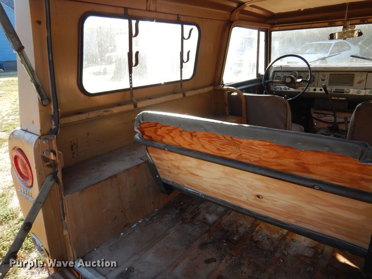 image for item KU9653 1966 International Scout 800  SUV