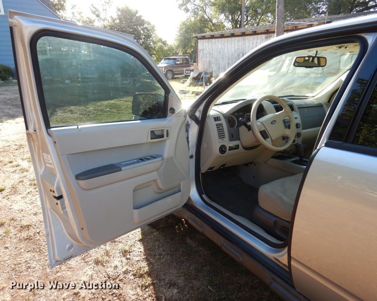 image for item KU9654 2012 Ford Escape  SUV