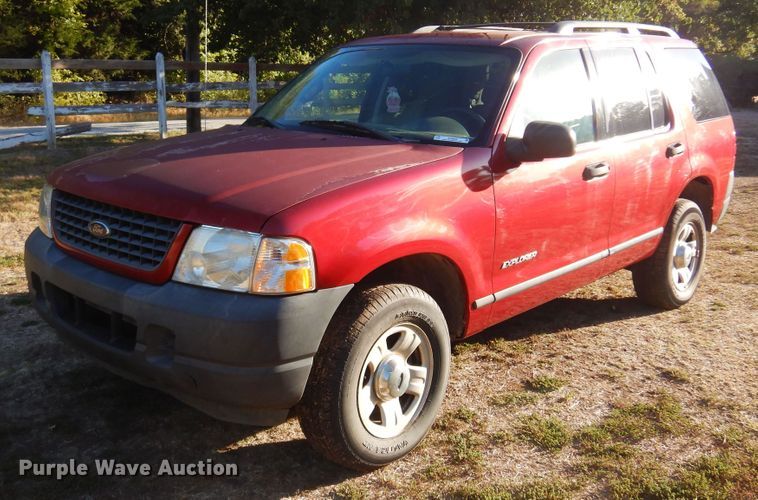 image for item KU9665 2004 Ford Explorer  SUV