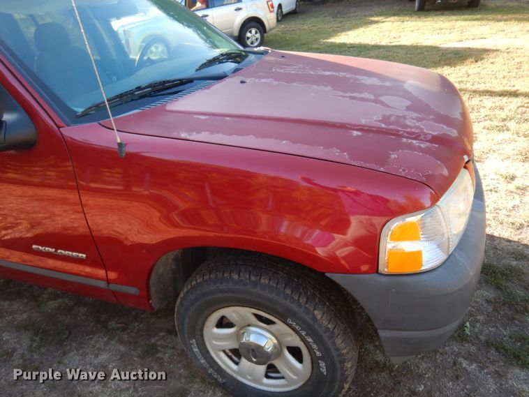image for item KU9665 2004 Ford Explorer  SUV