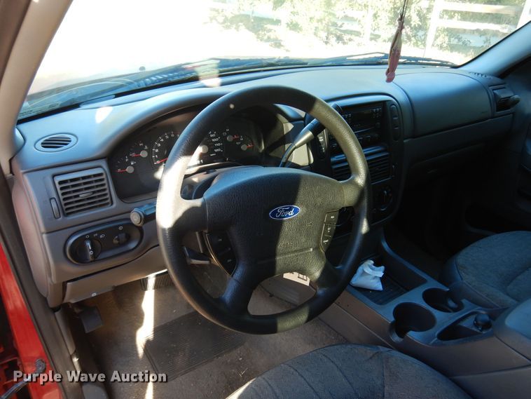 image for item KU9665 2004 Ford Explorer  SUV