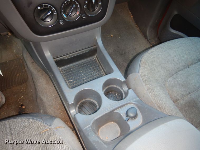 image for item KU9665 2004 Ford Explorer  SUV