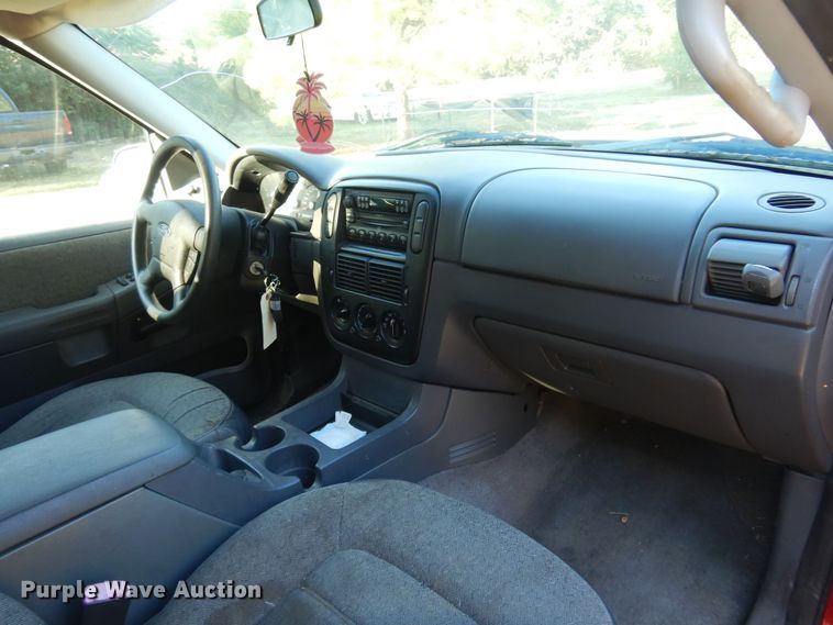 image for item KU9665 2004 Ford Explorer  SUV
