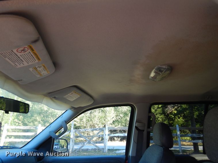 image for item KU9665 2004 Ford Explorer  SUV