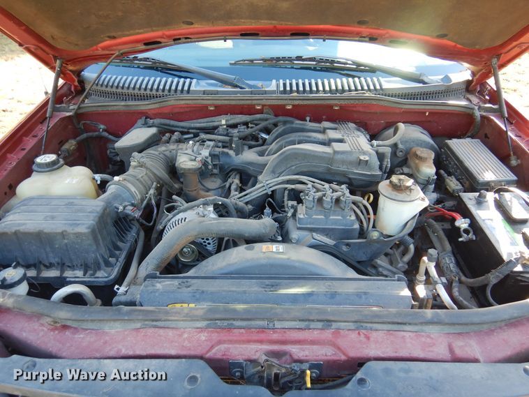 image for item KU9665 2004 Ford Explorer  SUV