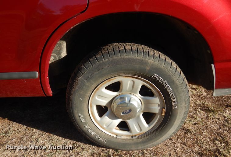 image for item KU9665 2004 Ford Explorer  SUV