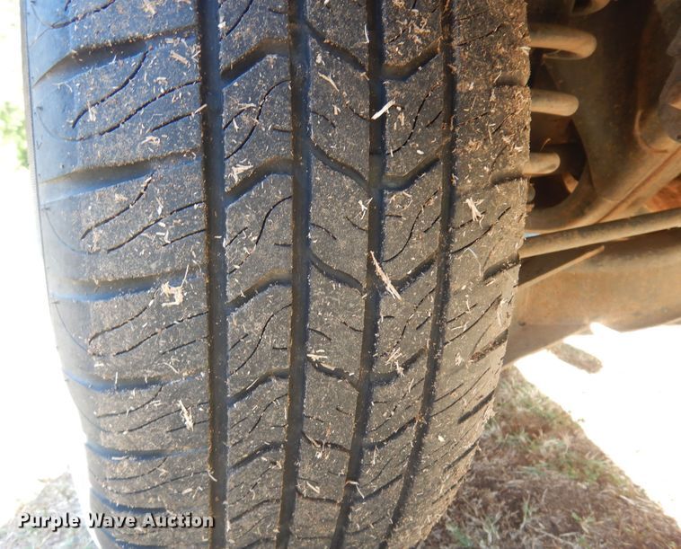 image for item KU9665 2004 Ford Explorer  SUV