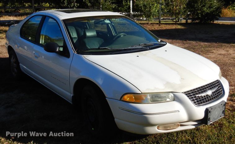 image for item KU9666 2000 Chrysler Cirrus