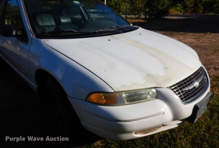 image for item KU9666 2000 Chrysler Cirrus