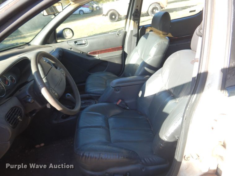 image for item KU9666 2000 Chrysler Cirrus