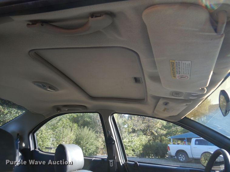 image for item KU9666 2000 Chrysler Cirrus