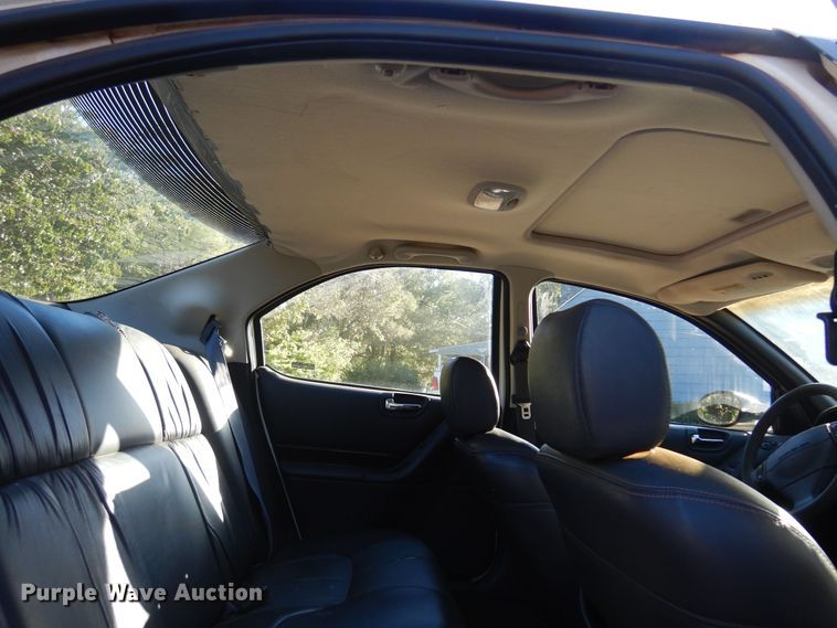 image for item KU9666 2000 Chrysler Cirrus