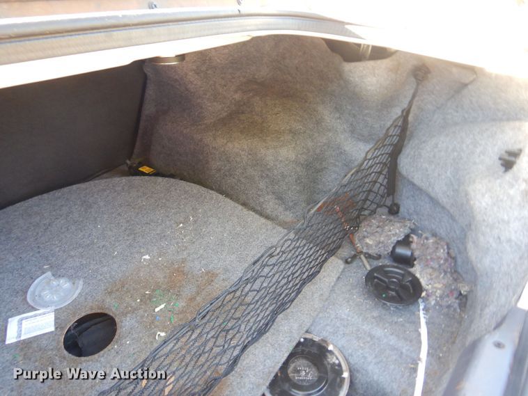 image for item KU9666 2000 Chrysler Cirrus