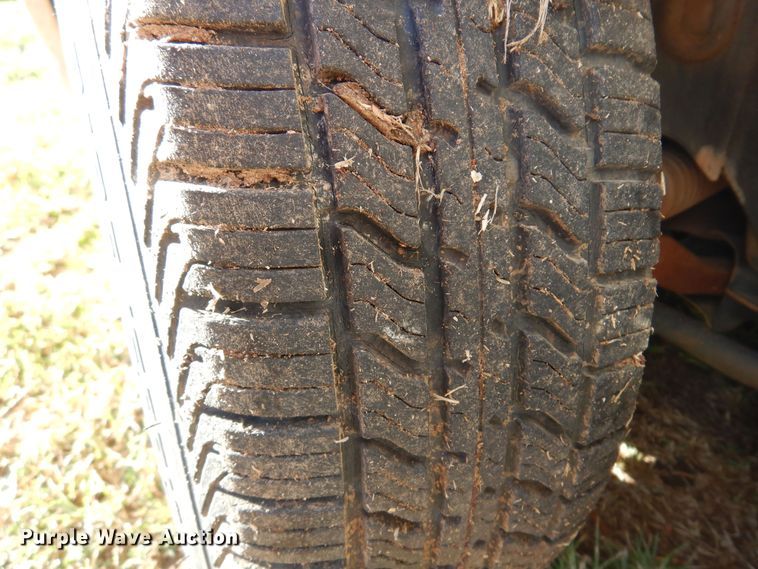 image for item KU9666 2000 Chrysler Cirrus