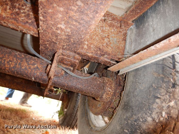 image for item KW9384 2004 Forest River  enclosed cargo trailer