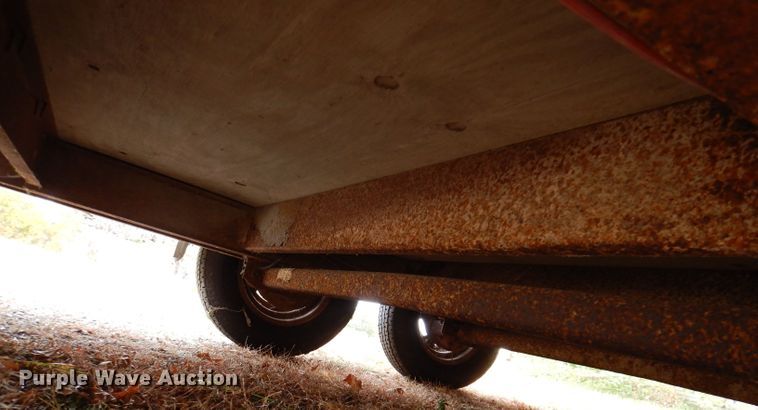 image for item KW9384 2004 Forest River  enclosed cargo trailer