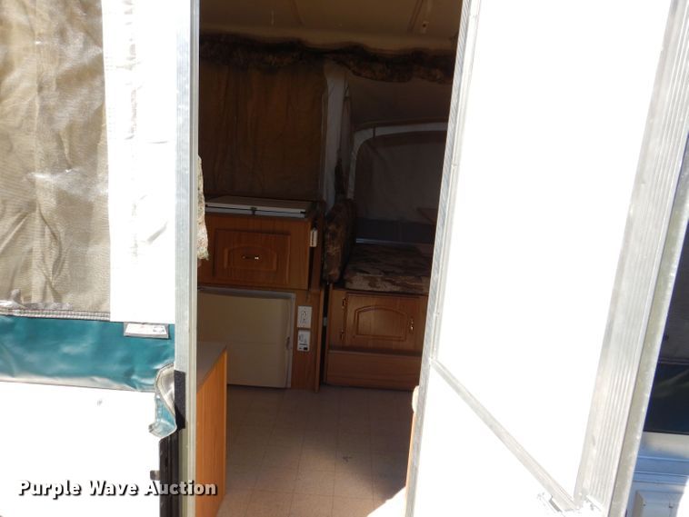 image for item KW9403 2000 Coleman Niagara Elite  camper