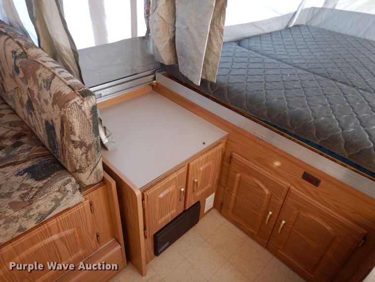 image for item KW9403 2000 Coleman Niagara Elite  camper