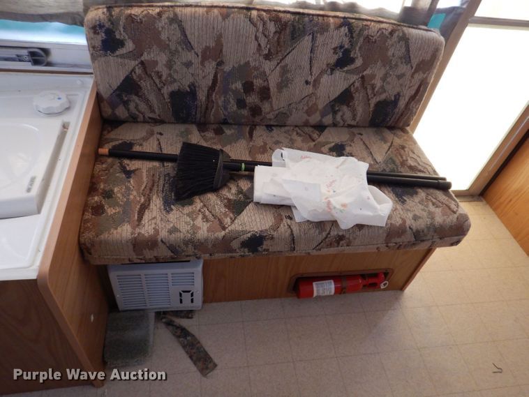 image for item KW9403 2000 Coleman Niagara Elite  camper