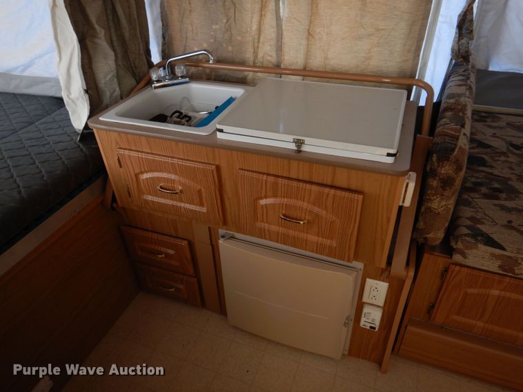 image for item KW9403 2000 Coleman Niagara Elite  camper