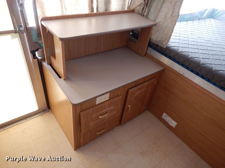 image for item KW9403 2000 Coleman Niagara Elite  camper