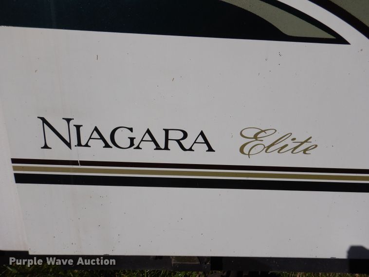 image for item KW9403 2000 Coleman Niagara Elite  camper