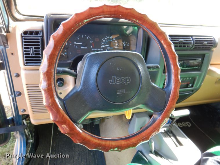 image for item KW9404 1997 Jeep Wrangler  SUV