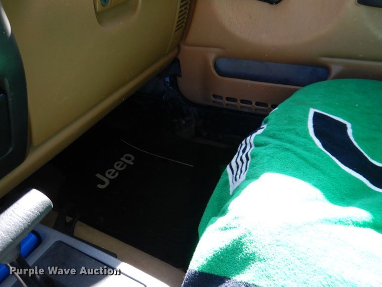 image for item KW9404 1997 Jeep Wrangler  SUV