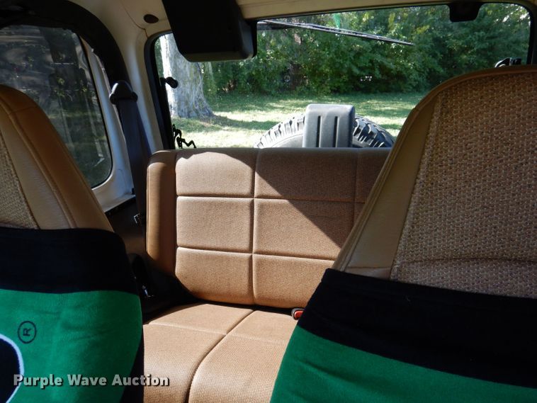 image for item KW9404 1997 Jeep Wrangler  SUV